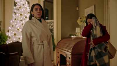 I'm so sorry, after we called
and you didn't answer, - A Christmas Masquerade