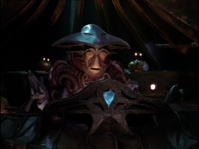 I'm sorry, Commander. - Farscape