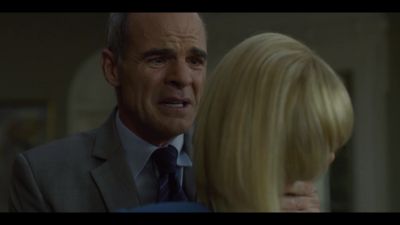 -I'm sorry.
-[grunts] - House of Cards
