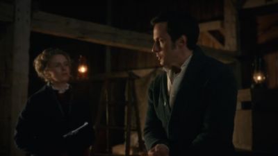 - I'm so sorry.
(grunts) - Murdoch Mysteries