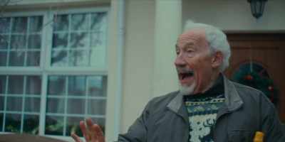 I'm so sorry I couldn't be there
for Allen's send-off. I, I... - The Holiday List