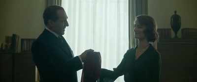I'm sorry. I couldn't help
admiring your scarf. - The King's Man