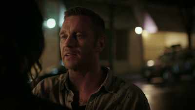 - I'm sorry. I shouldn't...
- It was a meth factory... - Somewhere Between
