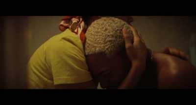 I'm sorry. I'm... I'm...
It's okay. It's okay. - Waves
