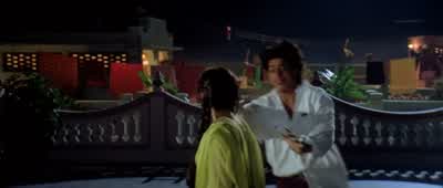 I'm sorry, I'm late. - Dilwale Dulhania Le Jayenge