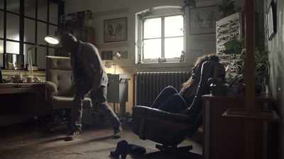 I'm sorry! I'm sorry, I can't
take this seriously any more. - Rellik