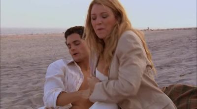 I'm sorry. I'm sorry. - Gossip Girl