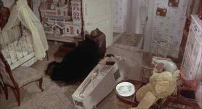 I'm sorry. I'm sorry. - Whoever Slew Auntie Roo?