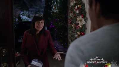 I'm sorry to just
stop by like this, - Christmas in the Air