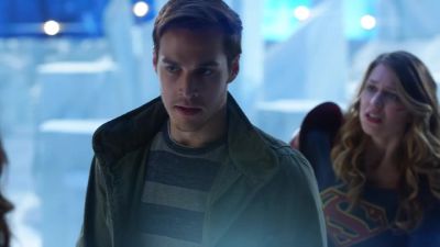 I'm sorry, Kara. This is the only way. - Supergirl