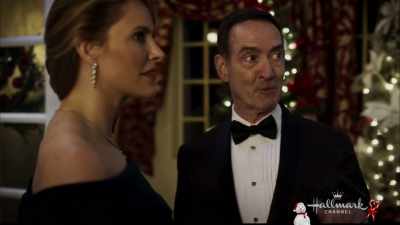 - I'm sorry?
- Kate's proposing to Nick tonight. - Christmas Wishes & Mistletoe Kisses