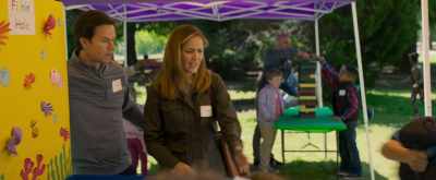 - I'm sorry.
- Let's... Let's just go. Let's just go. - Instant Family