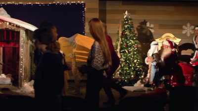 I'm sorry, is michael
pryor still here? - The Christmas High Note