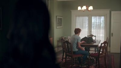 -I'm sorry, no.
-What? - Riverdale