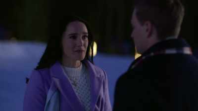 - I'm... so sorry. - A Sprinkle of Christmas
