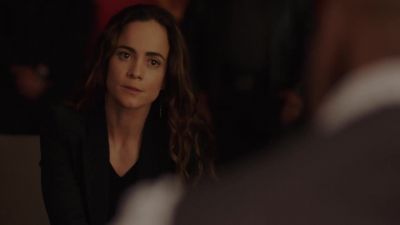 I'm sorry. - Queen of the South