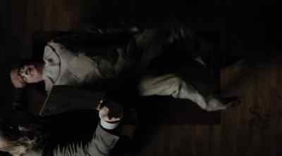 - I'm so sorry. - Clown