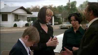 - I'm sorry.
- Thank you. - Alice Doesn't Live Here Anymore