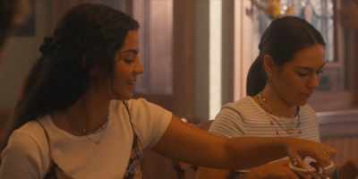 - I'm so sorry.
- That must be so hard. - The Way Home