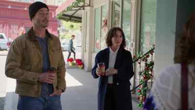 I'm sorry, uh,
does what professionally? - The Holiday Junkie