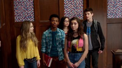 I'm sorry
we're in here, guys. - Girl Meets World