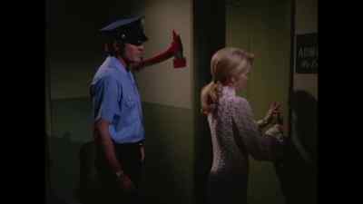 I'm sorry.
You can't go in there. - Kolchak: The Night Stalker