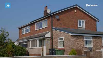 I'm spending the weekend in Preston - Stacey Dooley Sleeps Over