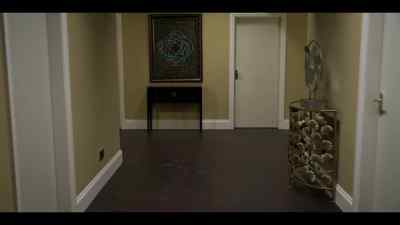 I'm standing Gunter up for this.
We're taking the stairs. - Creeped Out