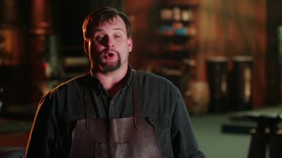 I'm standing here - Forged in Fire