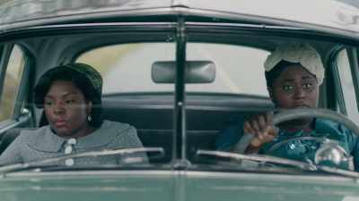 I'm starting to feel all alone,
up there singing, - Robin Roberts Presents: Mahalia
