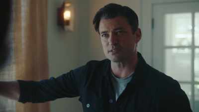 - I'm starving. You wanna
maybe get something to eat? - Stalked Within