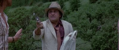 I'm  stealing  this stone - Romancing the Stone
