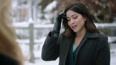 I'm still so confused
about everything. - Cloudy with a Chance of Christmas