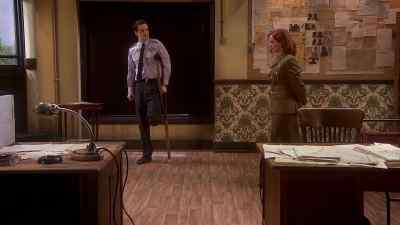 I'm stuck here, unable to even walk. - The Goes Wrong Show