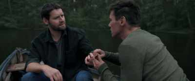 - I'm sucking out the infection.
- Stop it! - The Good Neighbor