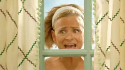 I'm supposed to be throwing a
dinner party for guests tonight. - At Home with Amy Sedaris