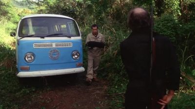 I'm supposed to give you this.
He said you had something for me. - Lost
