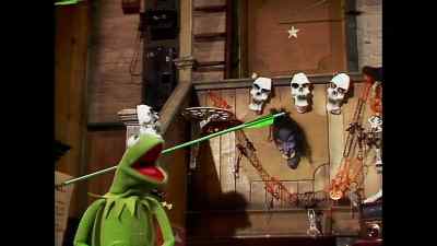 I'm sure I didn't hear that, or see it. - The Muppet Show
