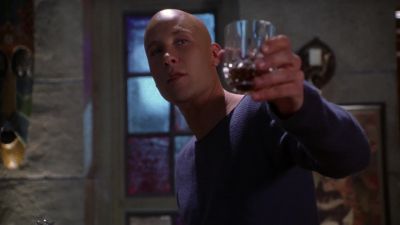 I'm sure you want to get
back to the party. So... - Smallville
