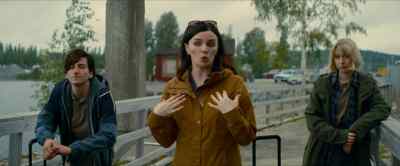 - I'm Susan, and this is Sam.
- Just Sam. - Get Away