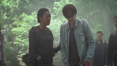 I'm taking her. - The Walking Dead