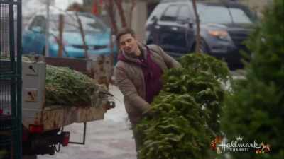 I'm talking about Christmas. You
know, all is merry and bright? - Christmas Festival of Ice