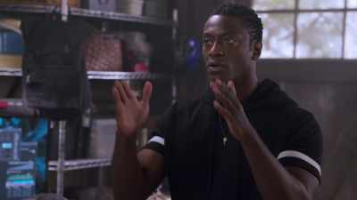 I'm talking about masterpieces
in four hours. - Leverage: Redemption