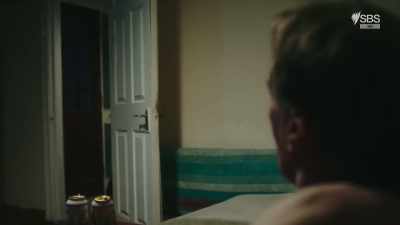 - I'm talking to you.
- Going to bed. - Darklands