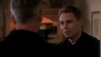 I'm telling you, I don't know anything about eyes. - NCIS