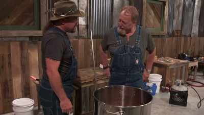 I'm telling you,
it don't look too appetizing, - Moonshiners: Master Distiller