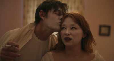 - I'm terrifying.
- No, it went terrifying. - She is Love
