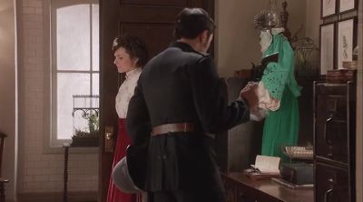 I'm to test this for fingermarks. - Murdoch Mysteries