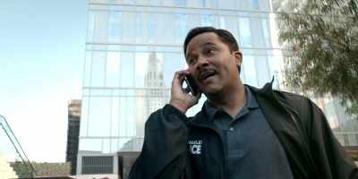 I'm the guy who murdered
a sheriff's wife, remember? - Bosch: Legacy