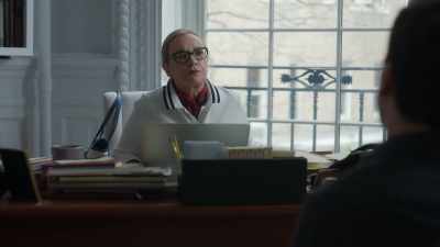 I'm thinking how dumb it was that
I thought she'd ever - Fleishman Is in Trouble